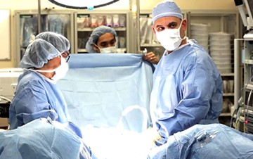 Cirugía prostática con robot, un procedimiento médico disponible en RD